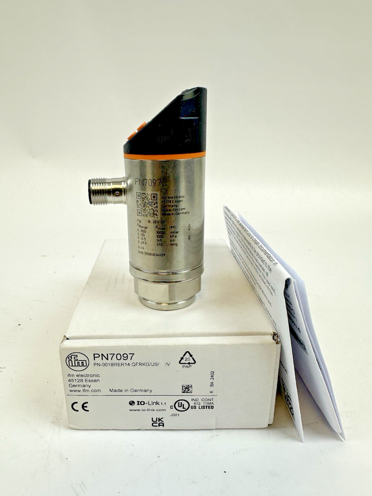 IFM PN7097, PRESSURE SENSOR W/ DISPLAY, PN-001BRER14-QFRKG
