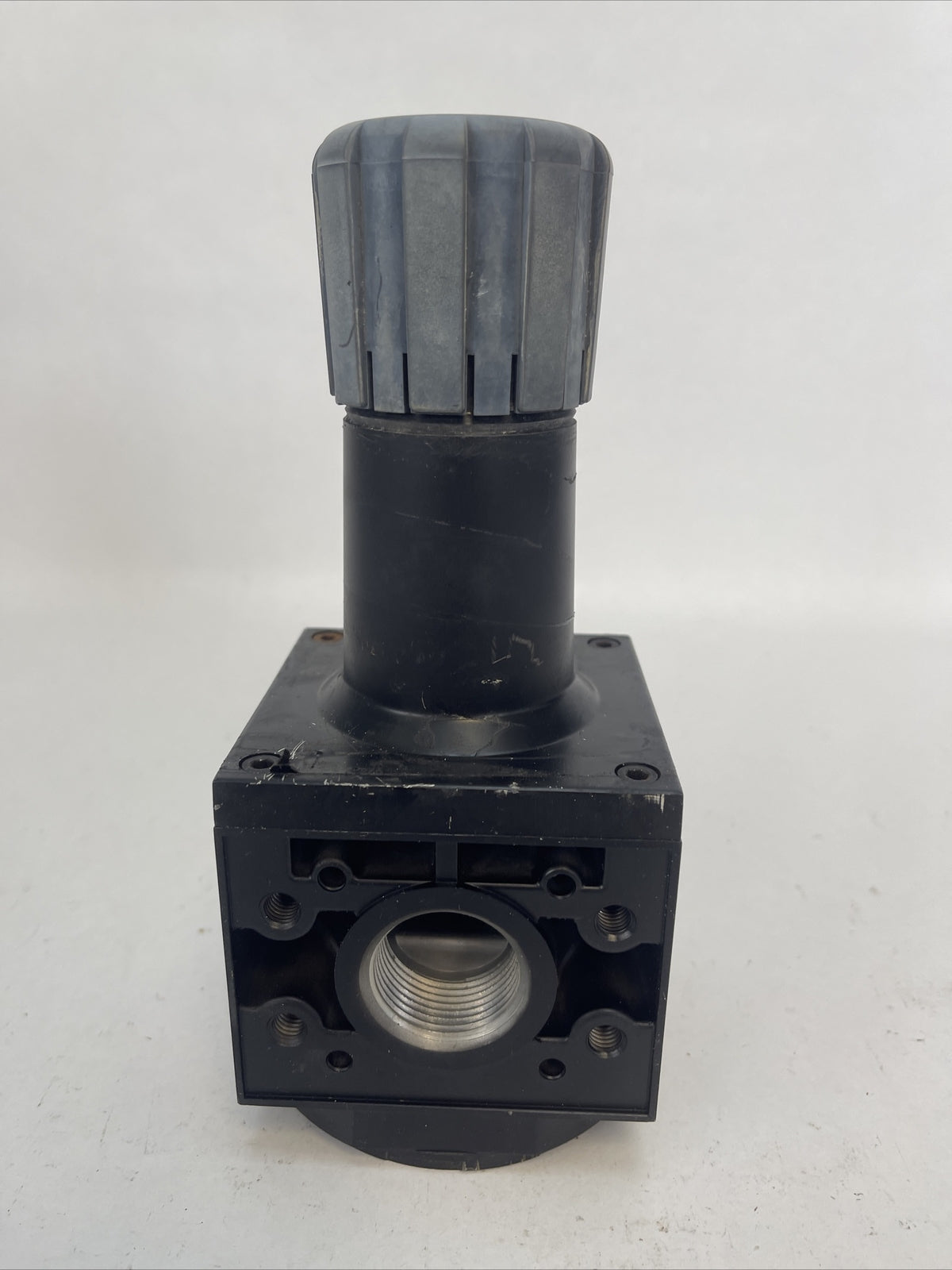PARKER P3NRA9PBNN 1 1/2" REGULATOR 175F 80C 250PSI 17BAR PNEUMATIC