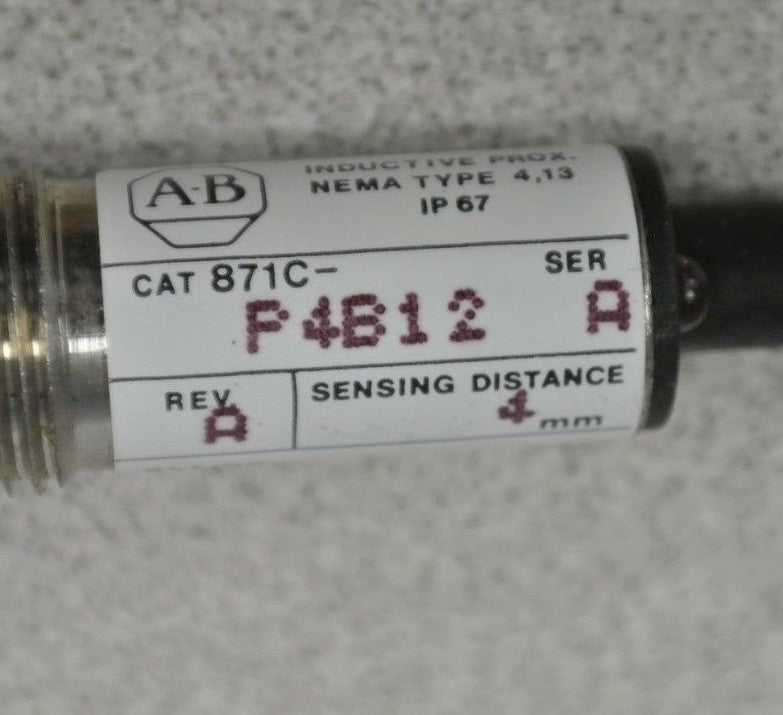ALLEN-BRADLEY 871C-P4B12 CYLINDRICAL INDUCTIVE PROXIMITY SWITCH / 10-30VDC 12mm