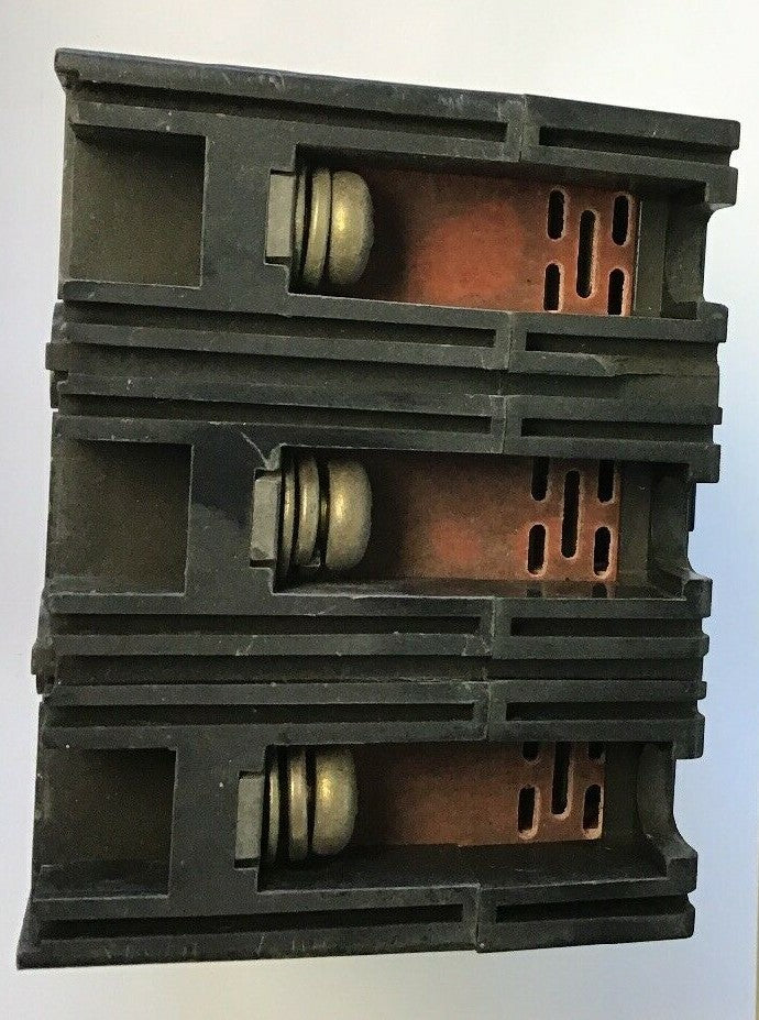 MITSUBISHI NF 100-S CIRCUIT BREAKER 30AMP 600VAC/250VDC 3POLE