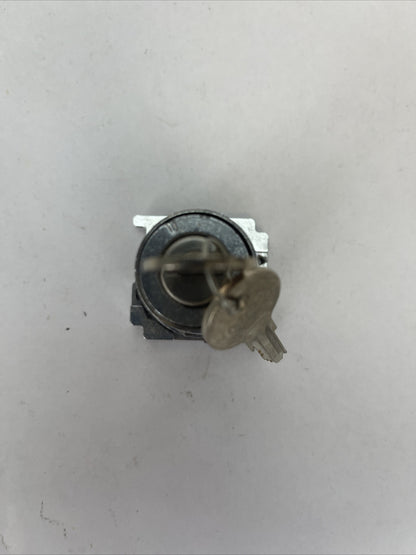 CUTLER HAMMER 10250T436 KEY PUSHBUTTON LOCK-UP/LOCK-DOWN OPERATOR