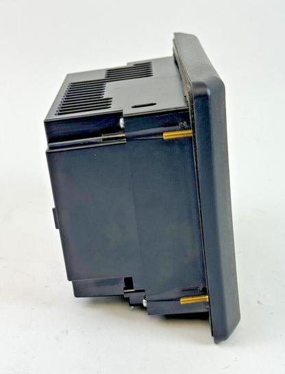 ALLEN-BRADLEY - 2711-T6C9L1 SER. B FRN: 4.46 - PANELVIEW 600 - 6" TOUCHSCREEN