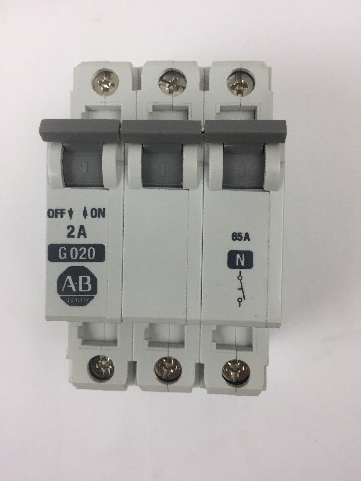 ALLEN BRADLEY 1492-CB2G020-N