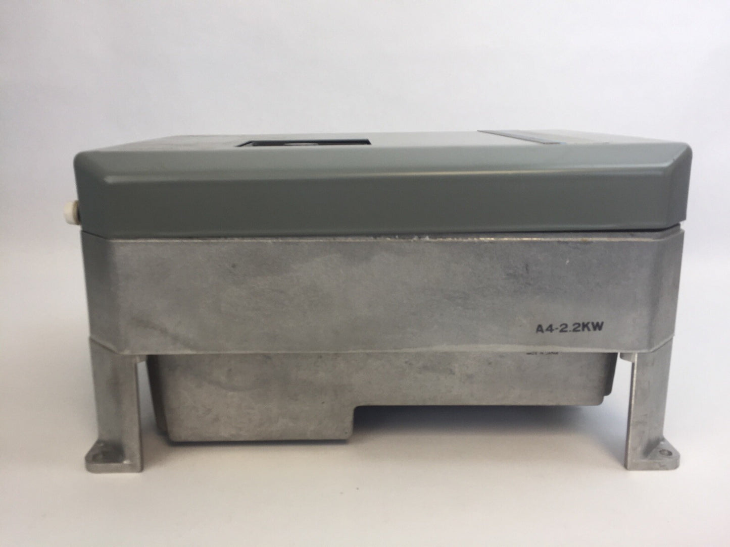 ALLEN BRADLEY 1333-BAB SER C ADJUSTABLE FREQUENCY AC DRIVE OUTPUT 4.8KVA 460VAC