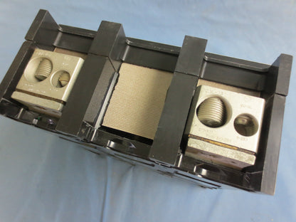 GENERAL ELECTRIC TJJ426Y400 CIRCUIT BREAKER - 400A 600VAC 2-POLE - NEW SURPLUS