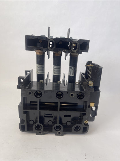 ALLEN BRADLEY 1494V-DS60 DISCONNECT SWITCH 60A 600VAC 250VDC 50HP FRS-R-60 FUSES