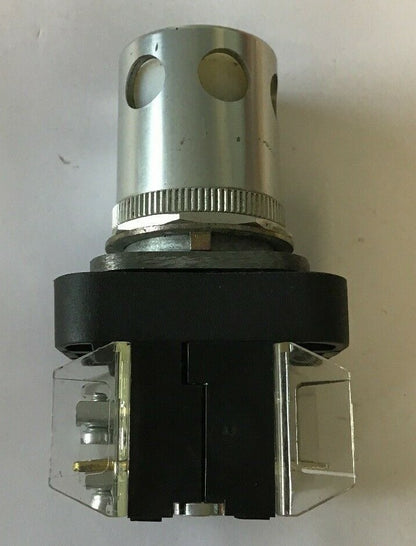 Allen Bradley 800T-QA24W WHITE ILL. 24V Push button SER. T
