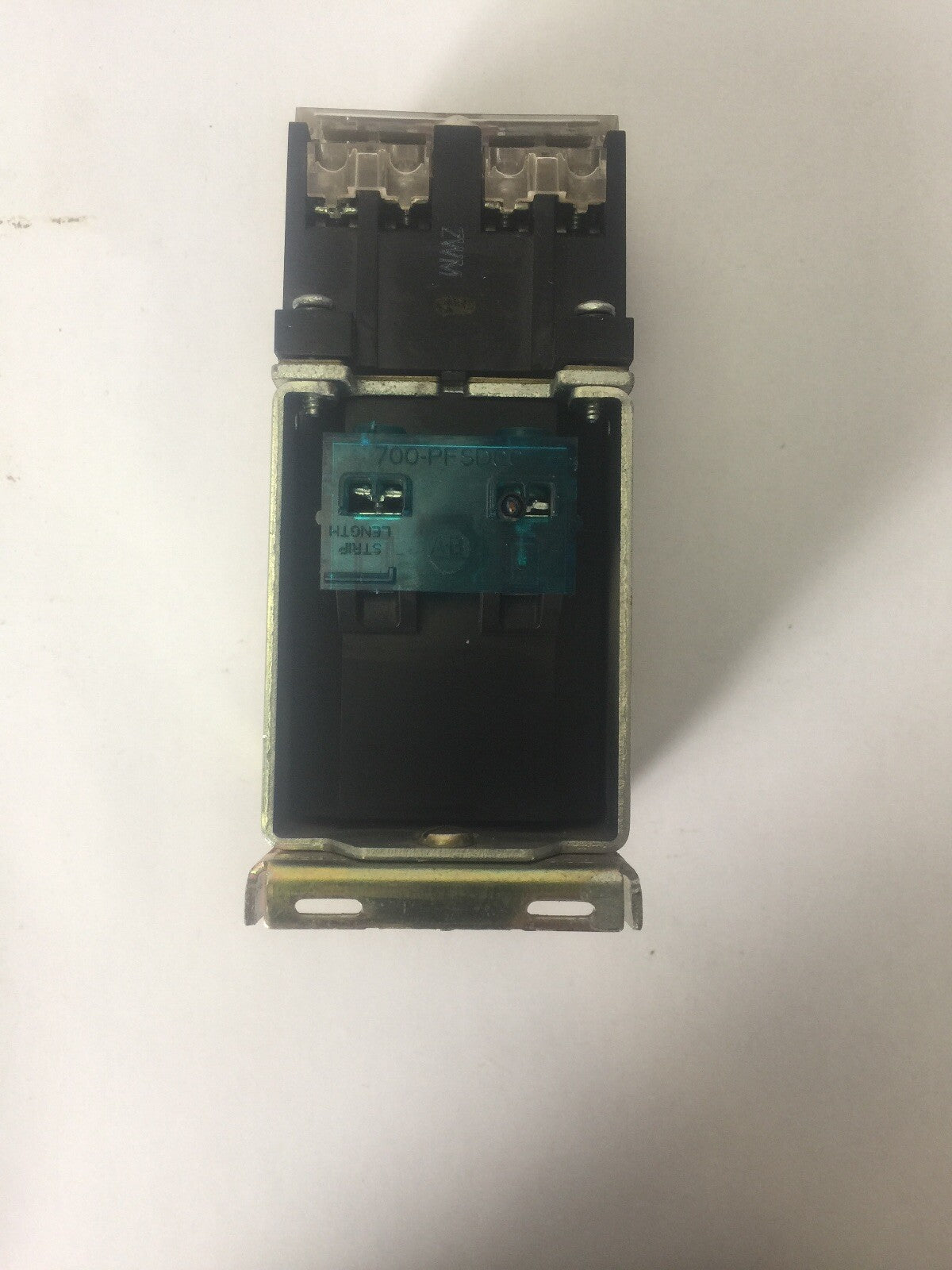 ALLEN BRADLEY 700DC-P400Z24 DC RELAY SER D 600V PD714 COIL 24VDC BULLETIN 700DC