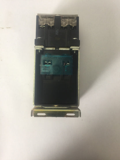 ALLEN BRADLEY 700DC-P400Z24 DC RELAY SER D 600V PD714 COIL 24VDC BULLETIN 700DC