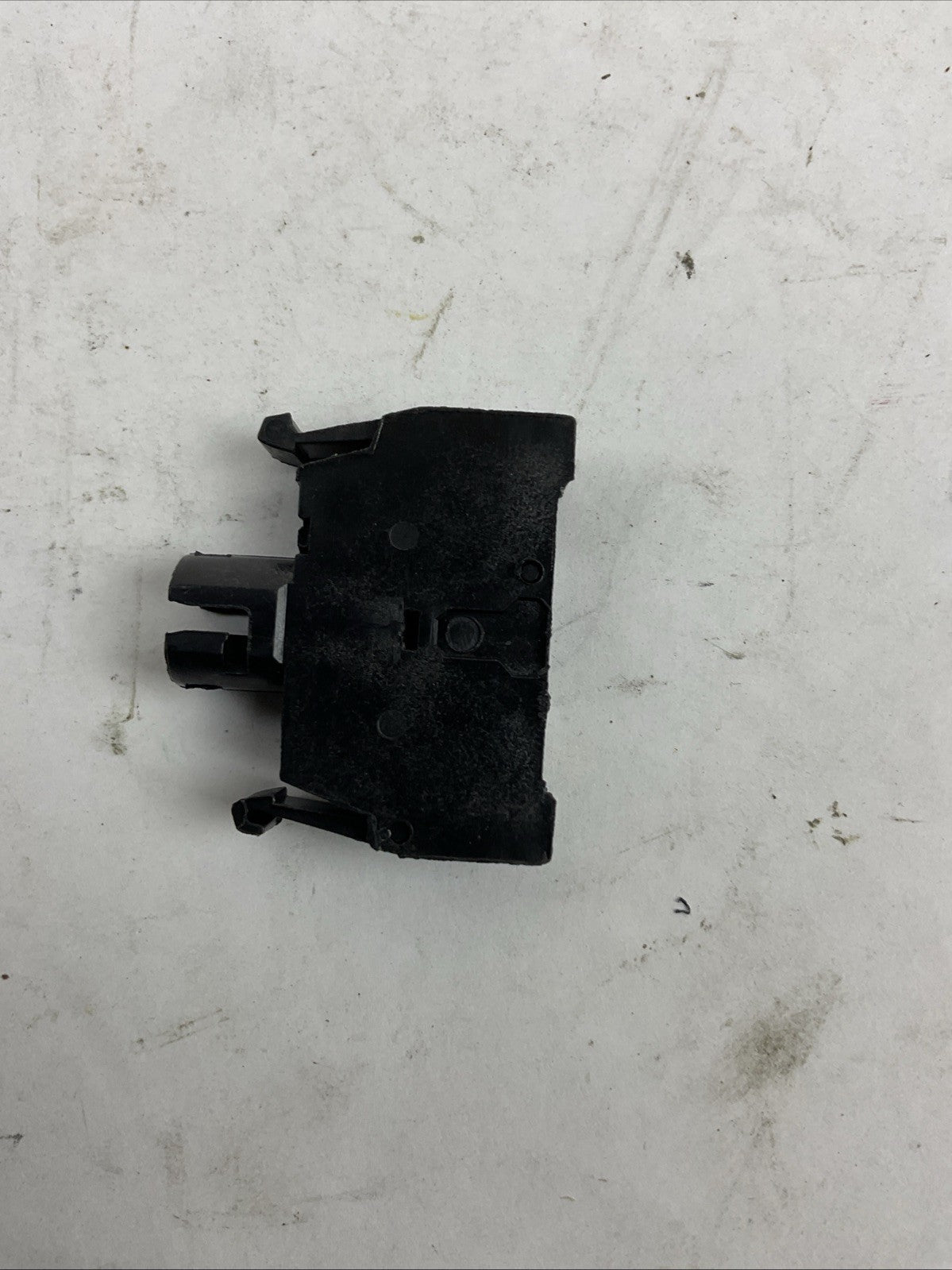 ALLEN BRADLEY 800E-3DL3 FULL VOLTAGE MODULE WITH LATCH (LOT OF 7)