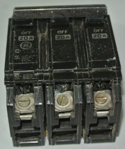GENERAL ELECTRIC CIRCUIT BREAKER - 20A - 3-POLE w/ COMMON TRIP