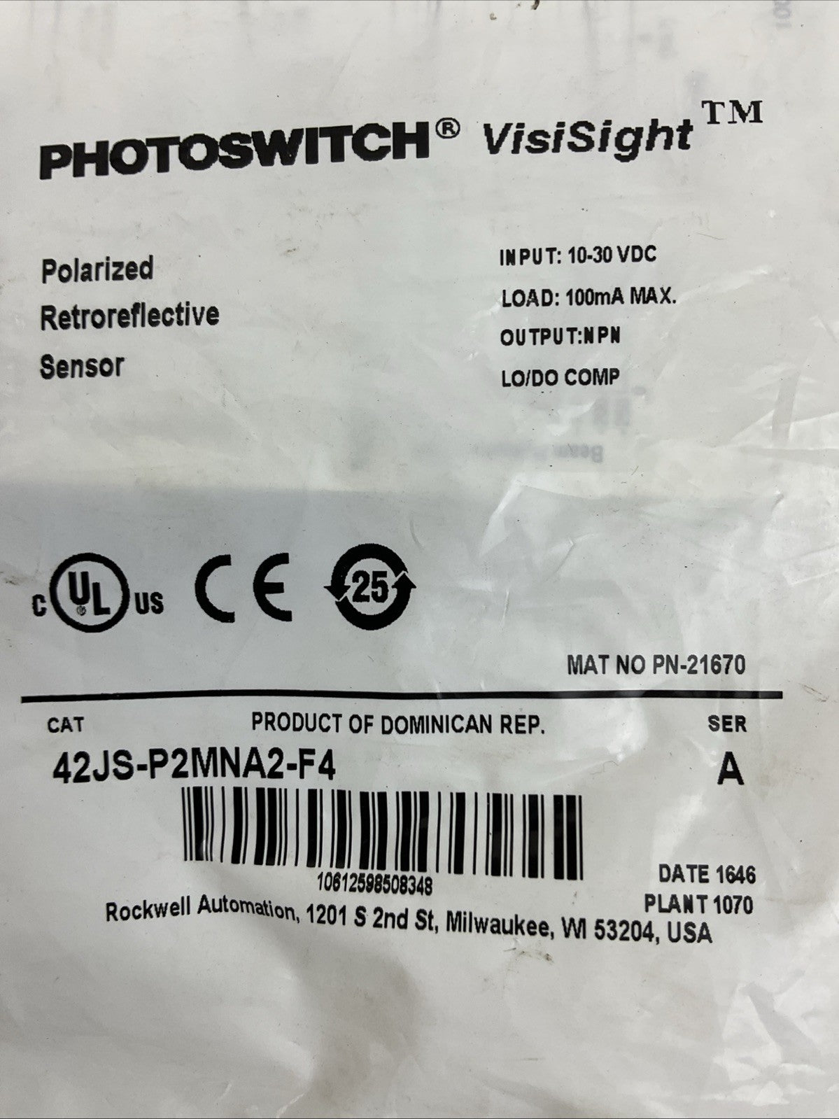 ALLEN BRADLEY 42JS-P2MNA2-F4 SER A POLARIZED RETROREFLECTIVE SENSOR PHOTOSWITCH