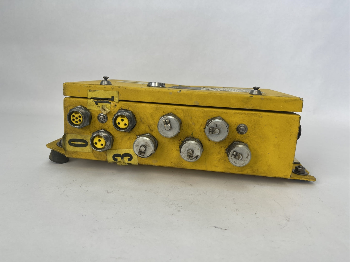 SAFESCAN SS9RMPXR11 TRANSMITTER CONTROL UNIT 115VAC 1AMP MISSING PILOT LIGHT