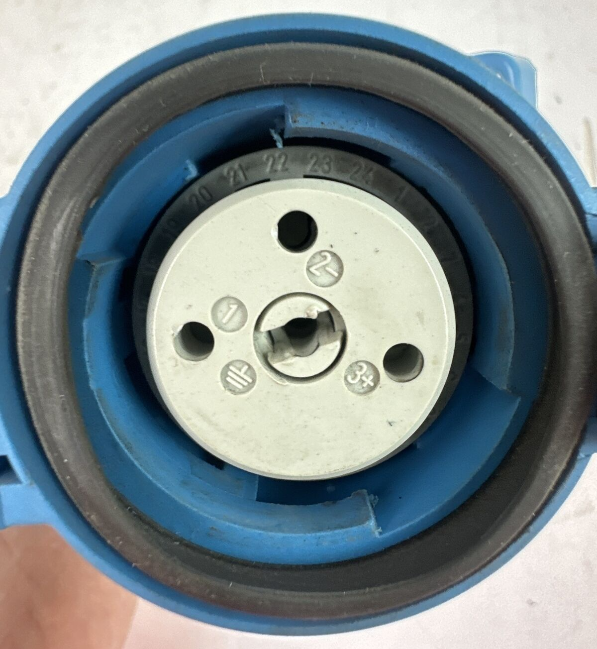 MELTRIC DSN20 20A 480VAC TYPE 4X 63-14043-843-NC RECEPTACLE/CONNECTOR