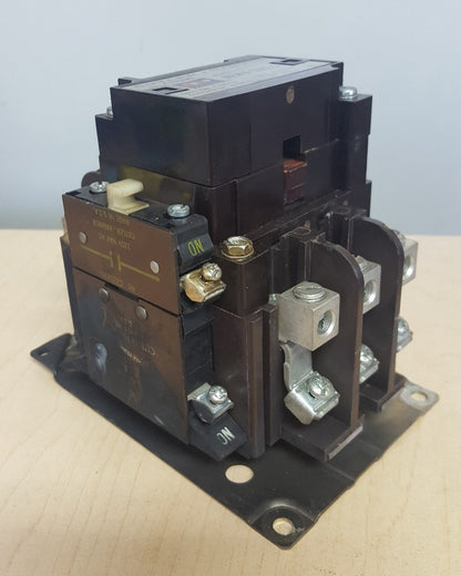 Cutler Hammer Contactor C10DN3
