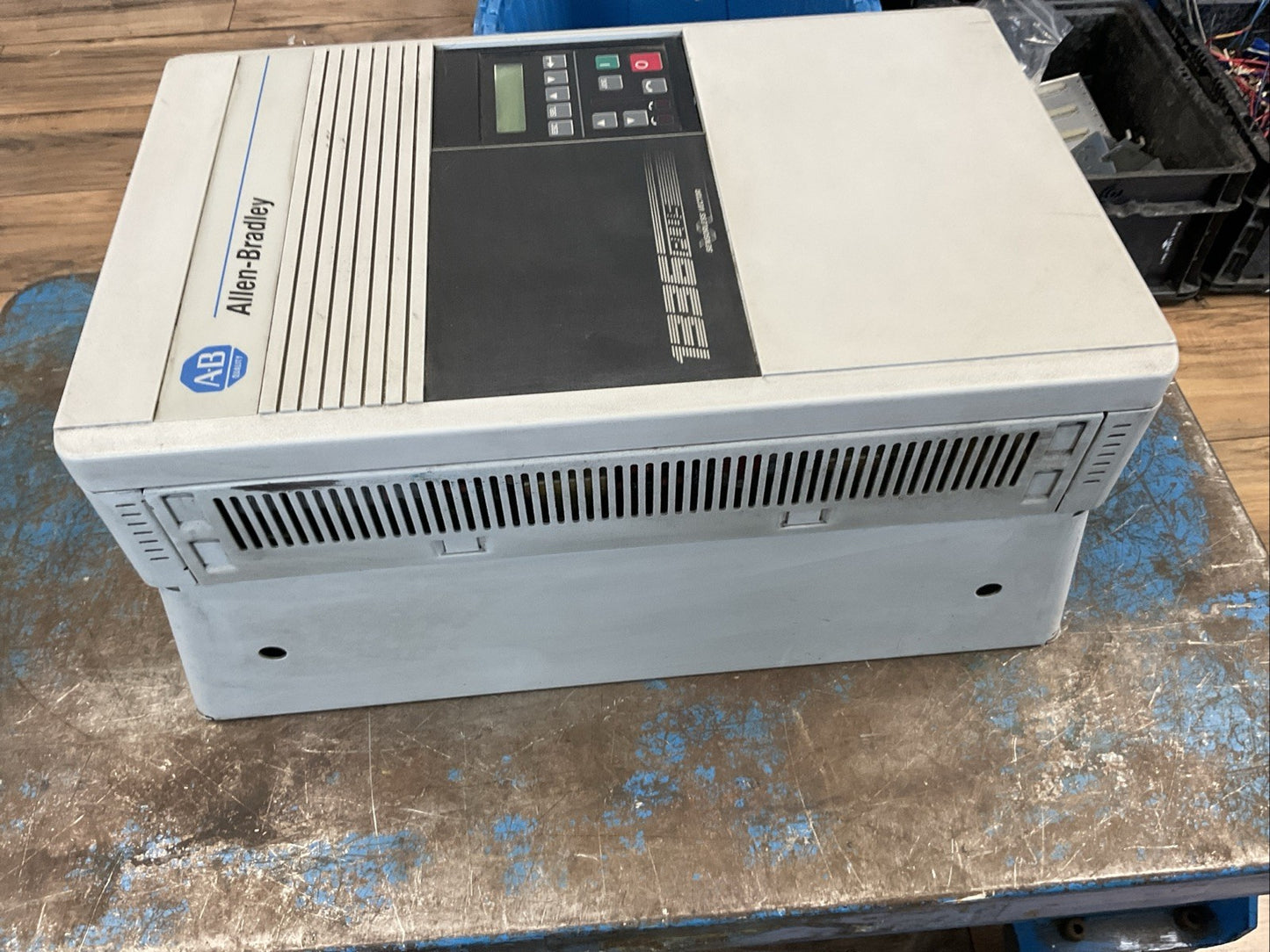 ALLEN BRADLEY 1336S-B025-AN-EN4 SER D 1336 PLUS SENSORLESS VECTOR DRIVE