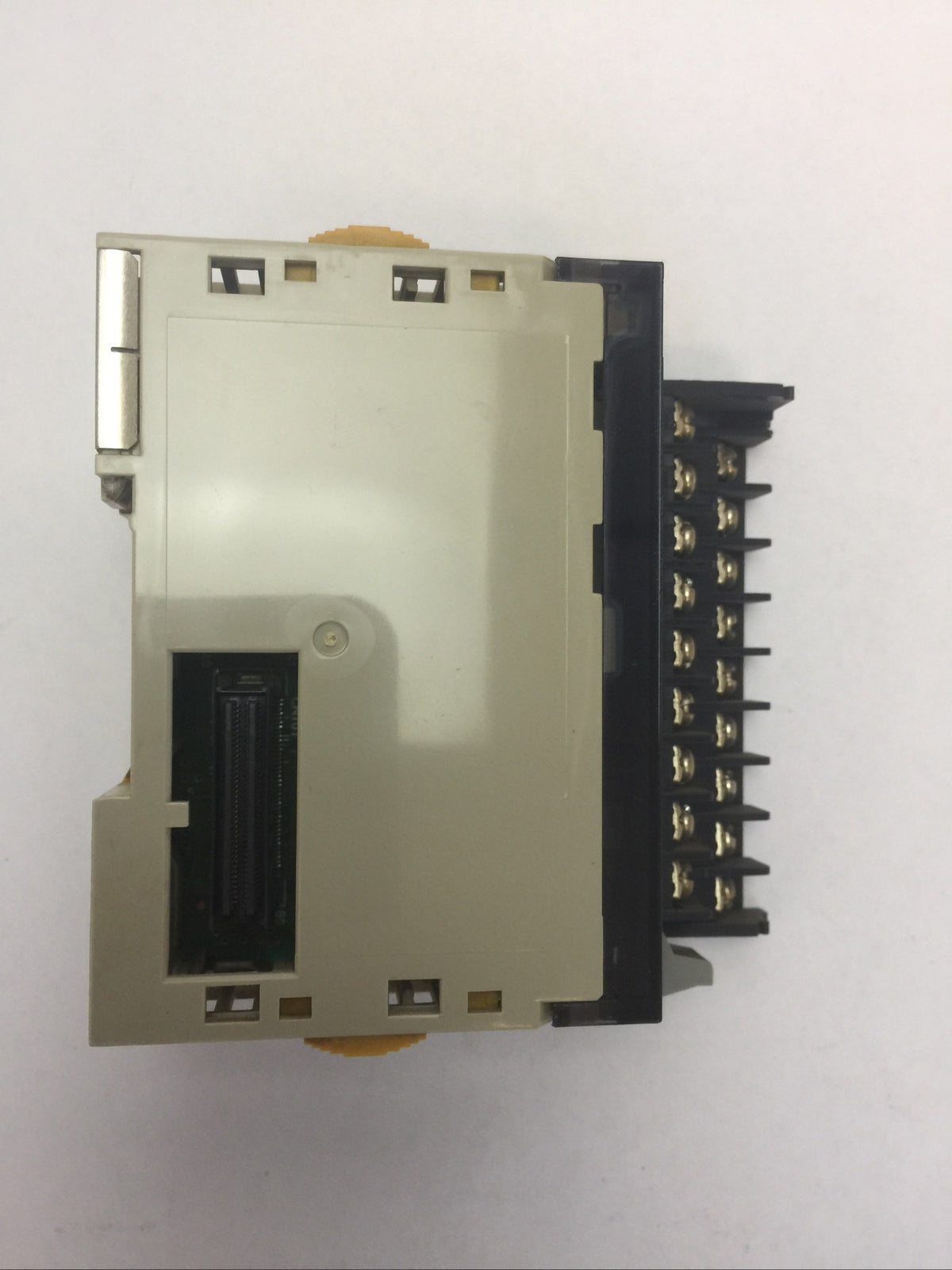 OMRON CJ1W-ID211 INPUT UNIT 24VDC 7mA