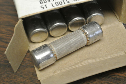LOT of 5 / BUSS / BUSSMANN F60C500V25A FUSES / 25A / 500VAC