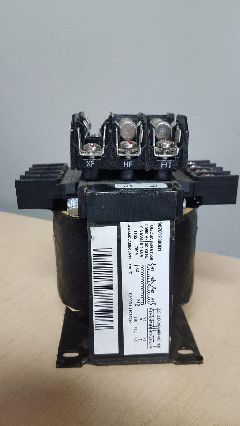 SQUARE D TRANSFORMER 9070TF300D1 W/QUICK CONNECT TERMINAL 600V 300VA 30A LR21455