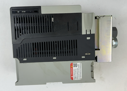 ALLEN-BRADLEY 25B-D010N104 AC DRIVE SER.A 528V FRN:5.001 4KW 5HP 3P W/25-JBAB