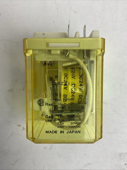 IDEC RRIBA-128-L DC24V RELAY (LOT OF 2)