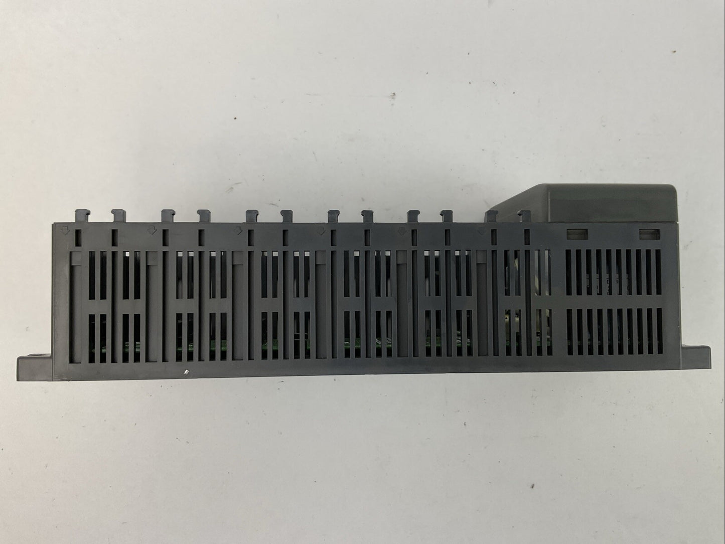 DIRECT 205 LOGIC KOYO D2-06B POWER SUPPLY 110/220VAC 6 SLOT RACK OUTPUT 24VDC