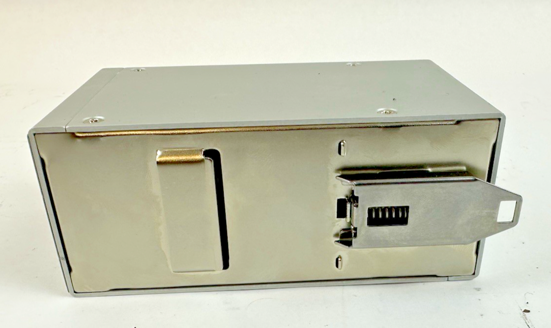 PHOENIX CONTACT FL SWITCH SFN 8TX 2891929 24VDC ETHERNET 8 PORT HW 12