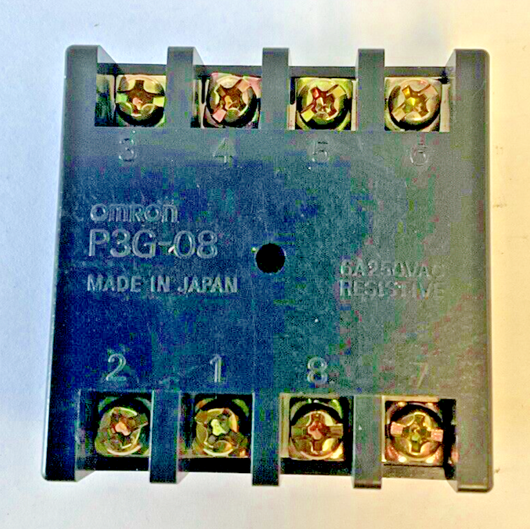 OMRON P3G-08RELAY SOCKET BASE 6A250VAC ***LOTOF7***