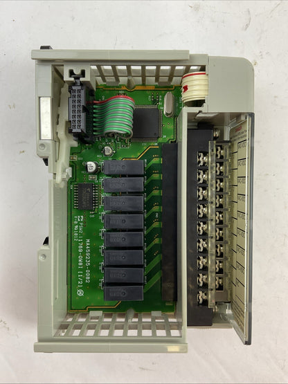 ALLEN BRADLEY 1769-OW8I SER B DIR/VER 95320768/03 F/W REV 3.1 8PT ISOLATED FORM