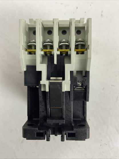 EATON D15CR40AB SER B1 FREEDOM SERIES MULTIPOLE RELAY 600V 4POLE COIL 110/120V
