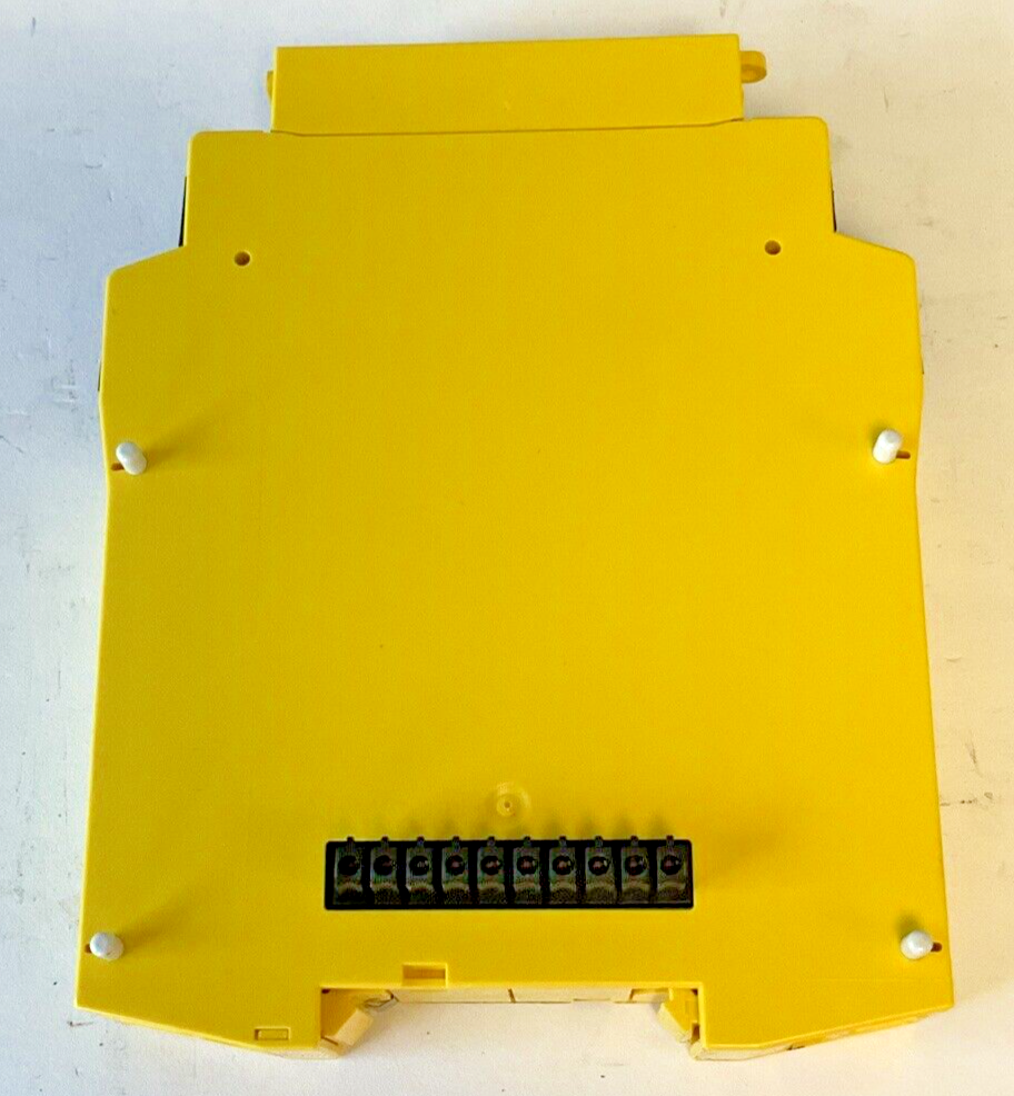 SICK UE410-8DI3 SAFETY RELAY EXPANSION MODULE 6026139
