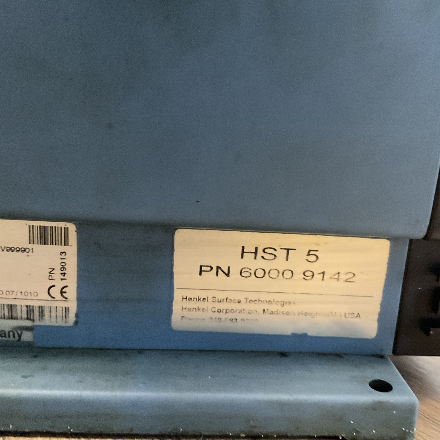 HENKEL HST5 METERING PUMP HST5 115V 60HZ 1.8A