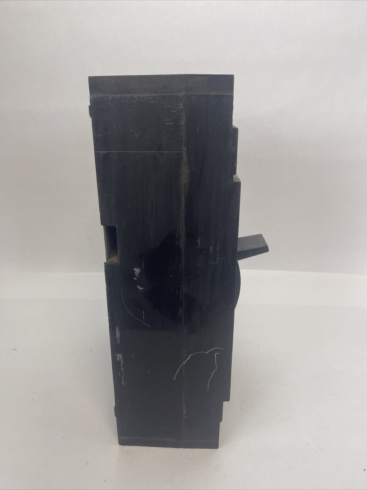 SQUARE D MAL36600 THERMAL MAGNETIC CIRCUIT BREAKER 600AMP 600VAC 250VDC 3P SER 2