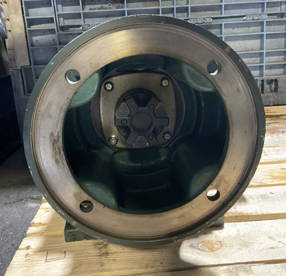 DODGE 180WM28A13 RATIO 12.7 INPUT RPM 1750 OUTPUT RPM 138 INPUT 5HP GEAR REDUCER