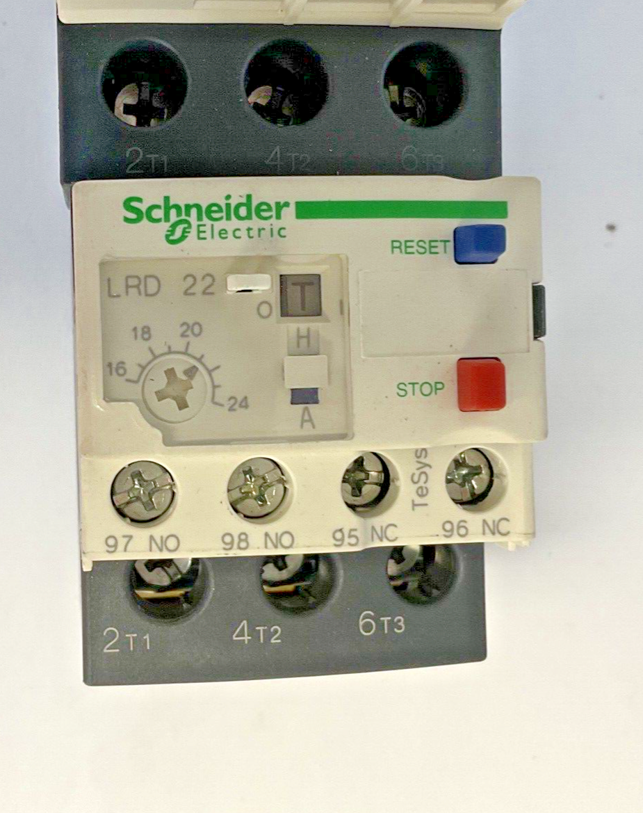 SCHNEIDER ELECTRIC LC1 D25 W/ LRD 22 CONTACTOR