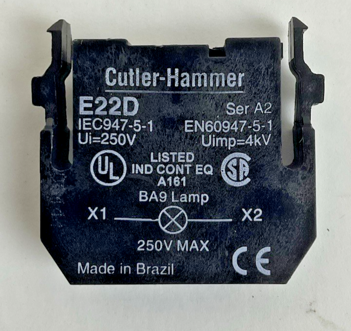 CUTLER HAMMER E22D SERIES A2 250V LIGHT UNIT FULL VOLTAGE CONTACT BLOCK LOT OF 4