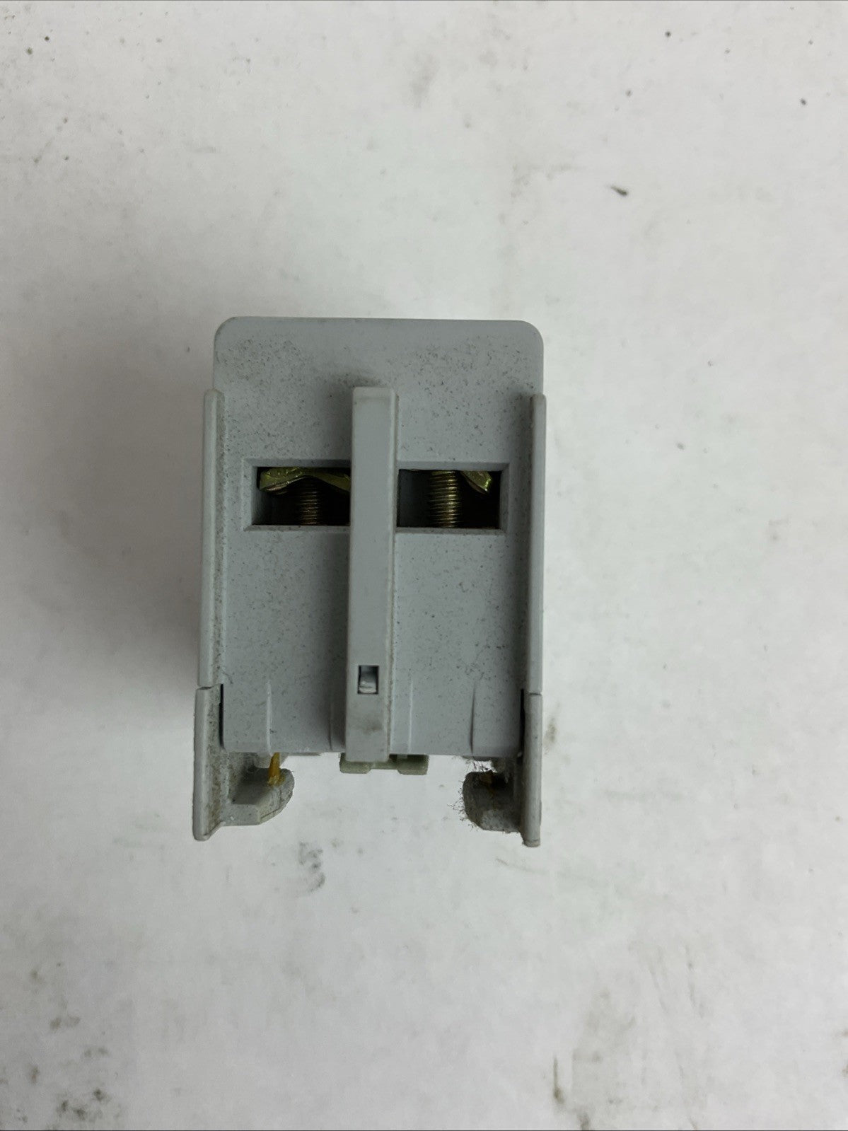 ALLEN BRADLEY 100-FA20 SER A AUXILIARY CONTACTS FONT MNT (LOT OF 2)