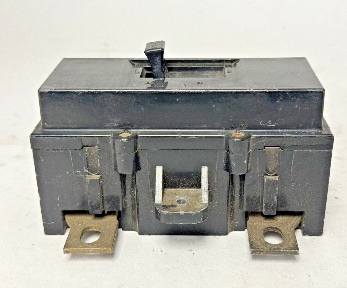 SQUARE D - QOM2225VH - CIRCUIT BREAKER - 2 POLE/ 225 A/ 240 VAC