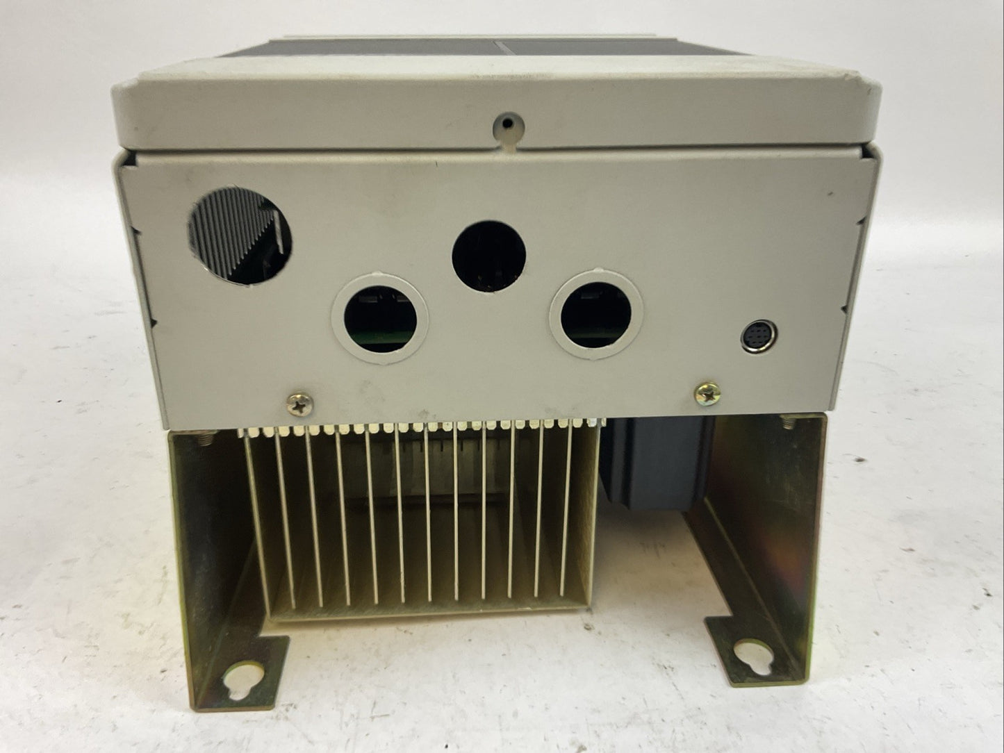 ALLEN BRADLEY 1336F-BRF50-AA-EN SER B 1336 PLUS II SENSORLESS VECTOR DRIVE