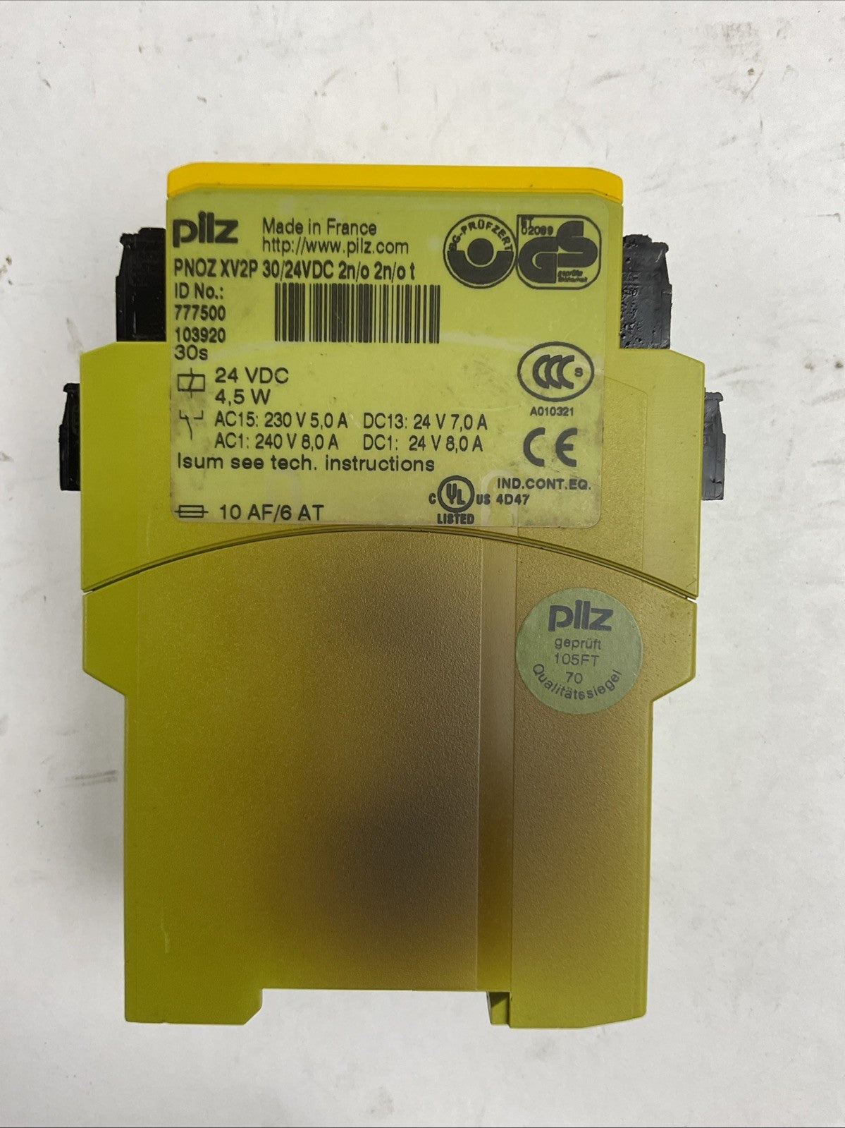PILZ PNOZ XV2P 30/24VDC 2N/0 2N/0 T RELAY 24VDC