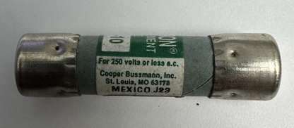 BUSSMANN FNM-10 FUSETRON TIME DELAY FUSE 10 AMP 250VAC LOT OF 11