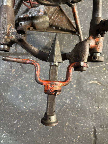 RIDGID 300 PIPE THREADER