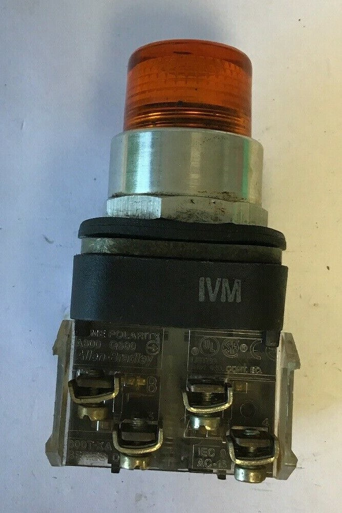 ALLEN-BRADLEY 800T-QT24  SER. T AMBER PUSHBUTTON SWITCH 24VAC/DC #757 LAMP