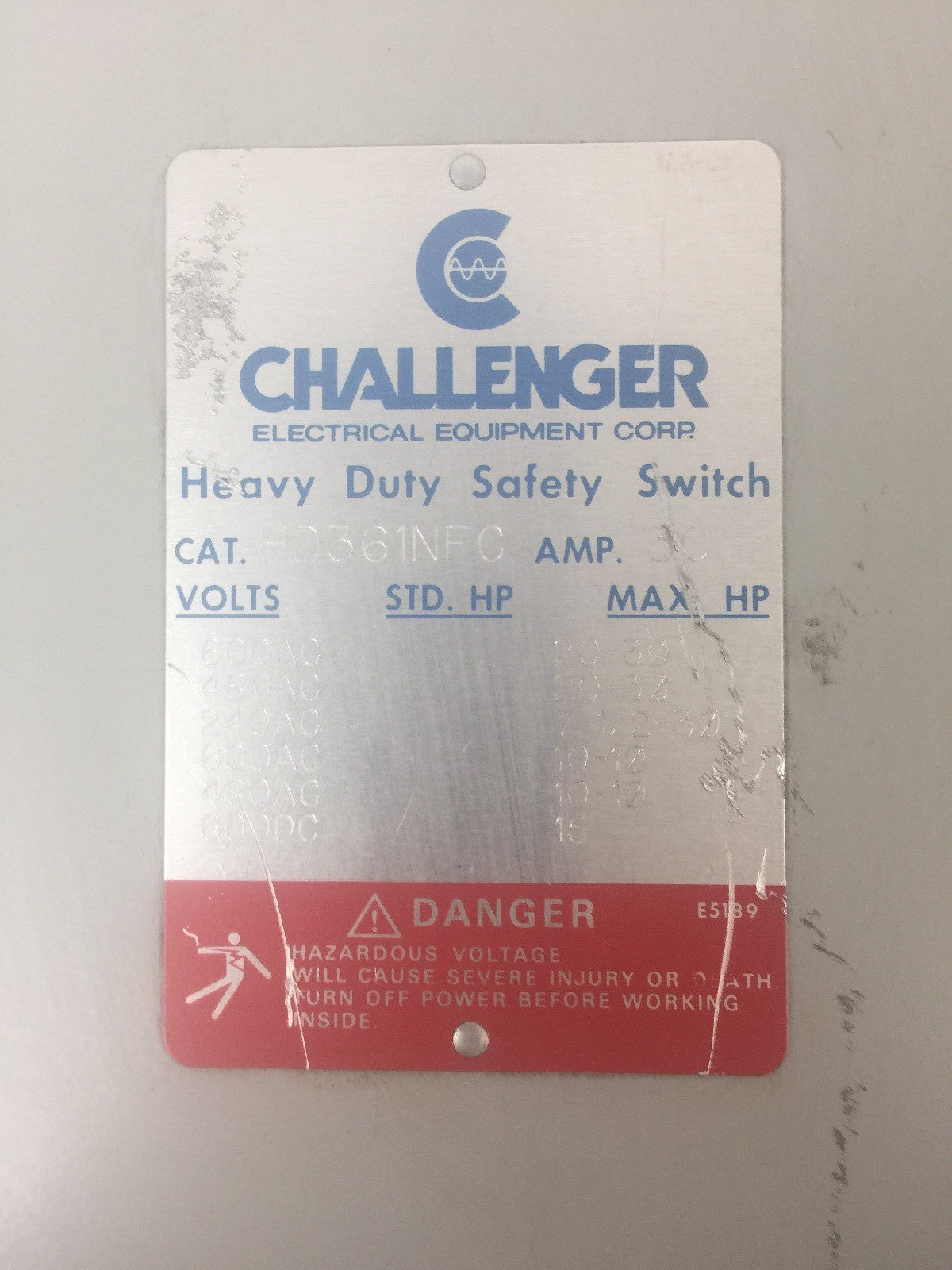 CHALLENGER HD361NFC HD SAFETY SWITCH 600V 30AMP 20HP 3 POLE NON FUSIBLE TYPE 1