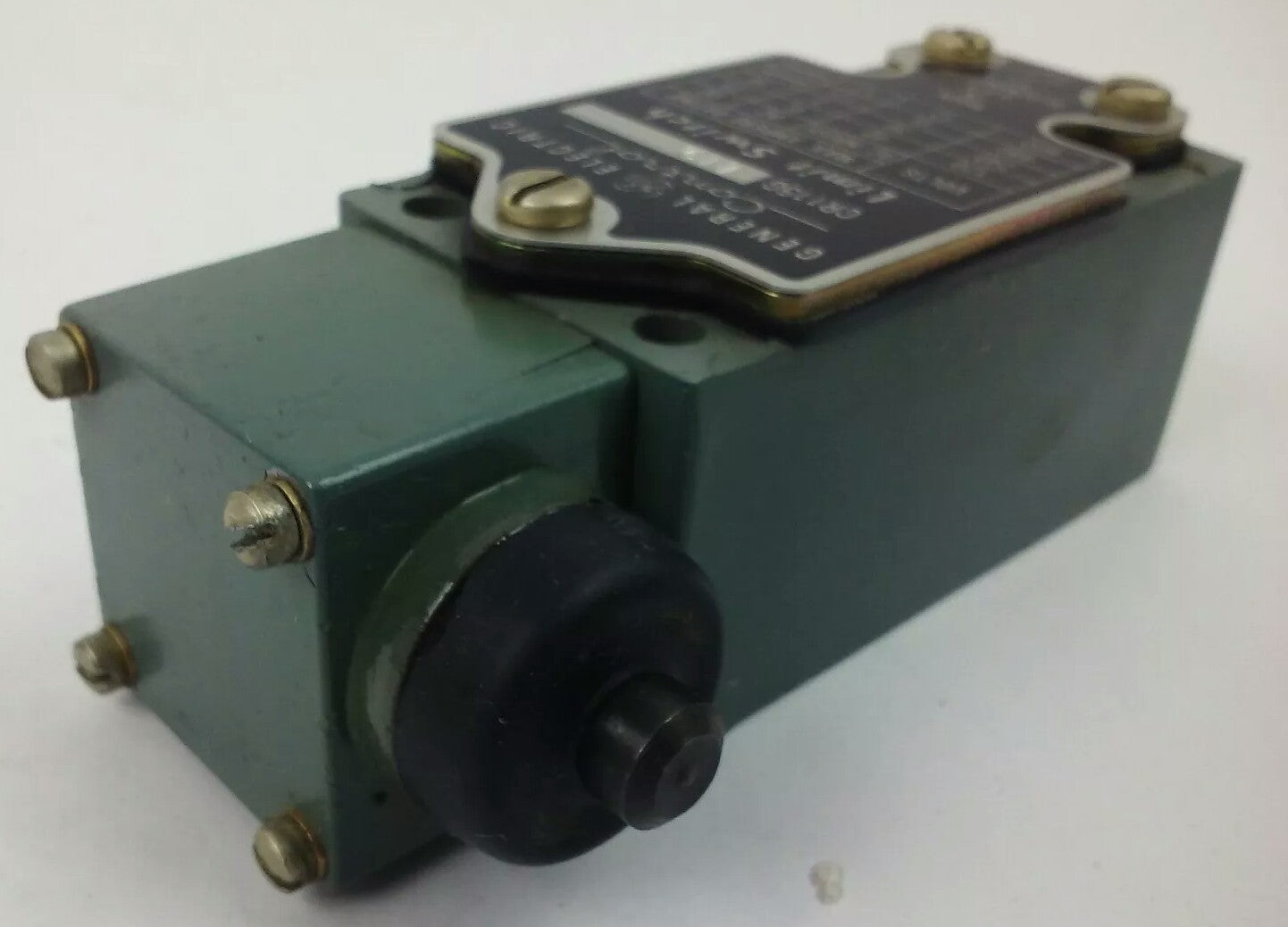GE, CR115G119, LIMIT SWITCH, 600V MAX, NEW, GENERAL ELECTRIC, CR115G, NEW