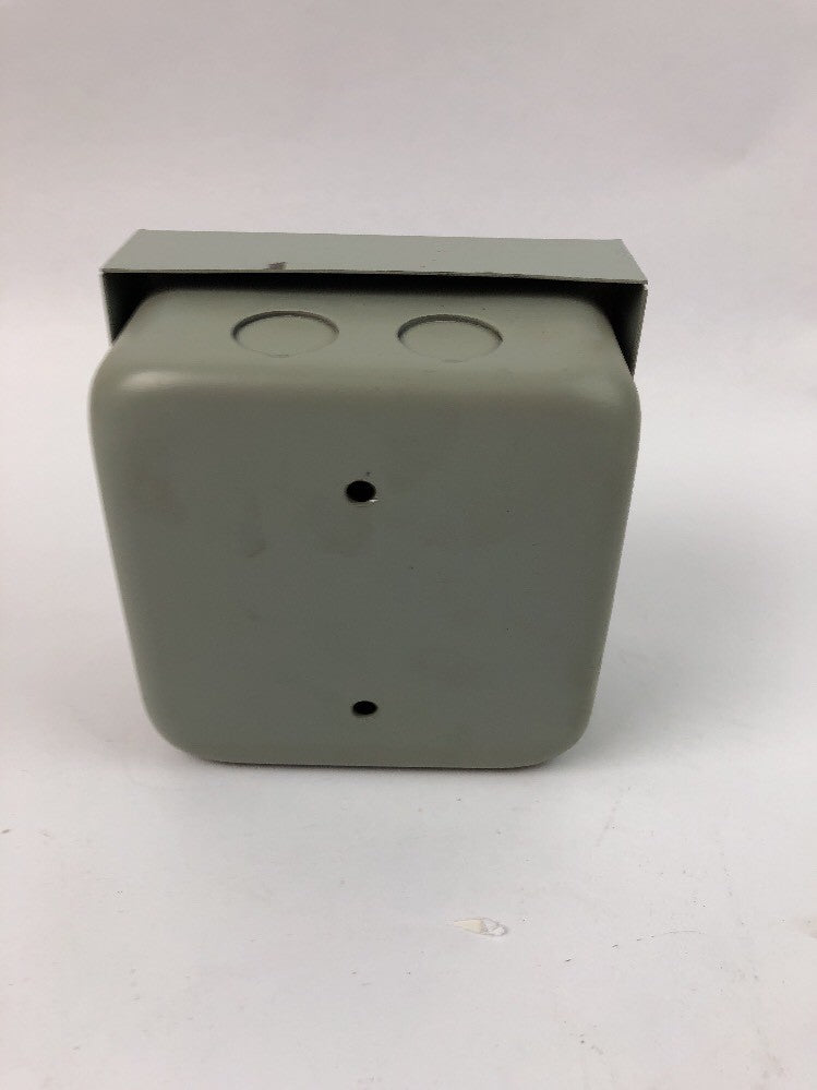 GE CR 101H & Y ENCLOSED 2 SPEED FRATIONAL HP MANUAL MOTOT STARTER W/OVERLOAD PRO