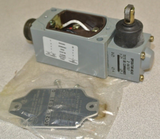 ALLEN-BRADLEY 802T-K1J1 OILTIGHT LIMIT SWITCH Ser. D / NON-PLUG-IN / NEW SURPLUS