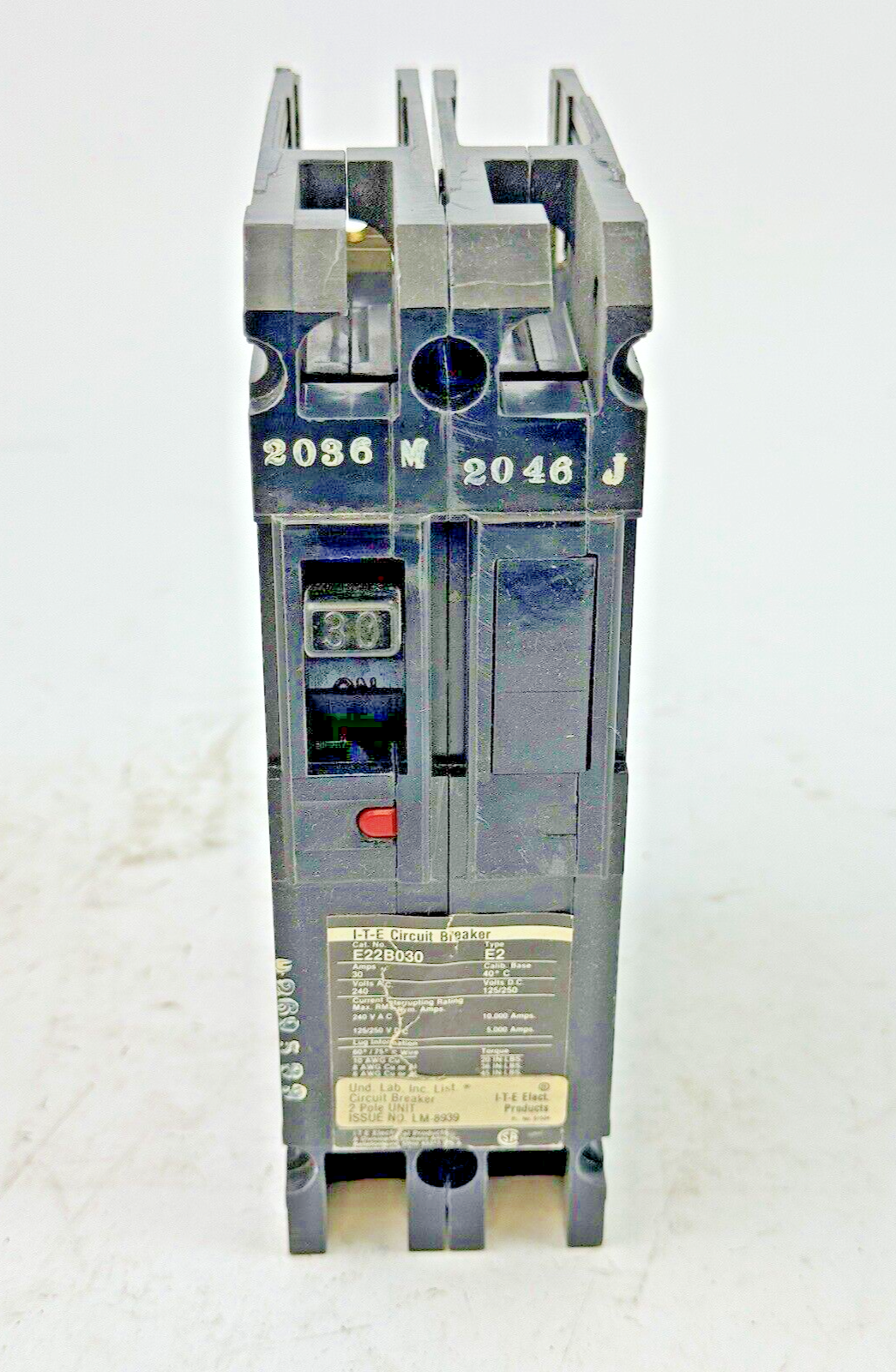 SIEMENS / ITE - ED22B030 - MOLDED CASE CIRCUIT BREAKER - 2 POLE/240 VAC/ 30A-NEW