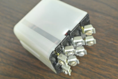 SQUARE D - 8501 FO-22 TYPE F RELAY - 8-SCREW - 24V, 60Hz  - NEW SURPLUS