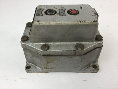 WESTINGHOUSE TYPE HDCE PUSHBUTTON STATION 1133600 CLASS 15-010 600VOLTS